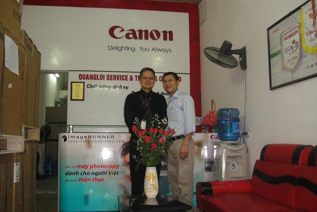 Lãnh đạo Công ty Canon tại Singapore sang thăm và làm việc tại Công ty Quảng Lợi 